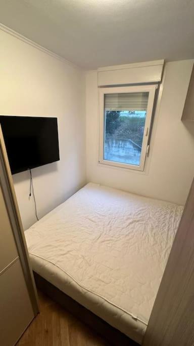 Apartment With Big Terrace Leon Сплит Екстериор снимка