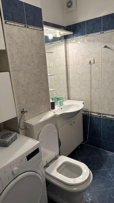 Apartment With Big Terrace Leon Сплит Екстериор снимка